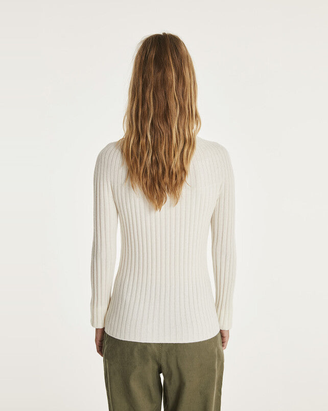 Kujten Bobi Turtle Neck Cashmere Sweater - Premium  from Marina St Barth - Just $250! Shop now at Marina St Barth