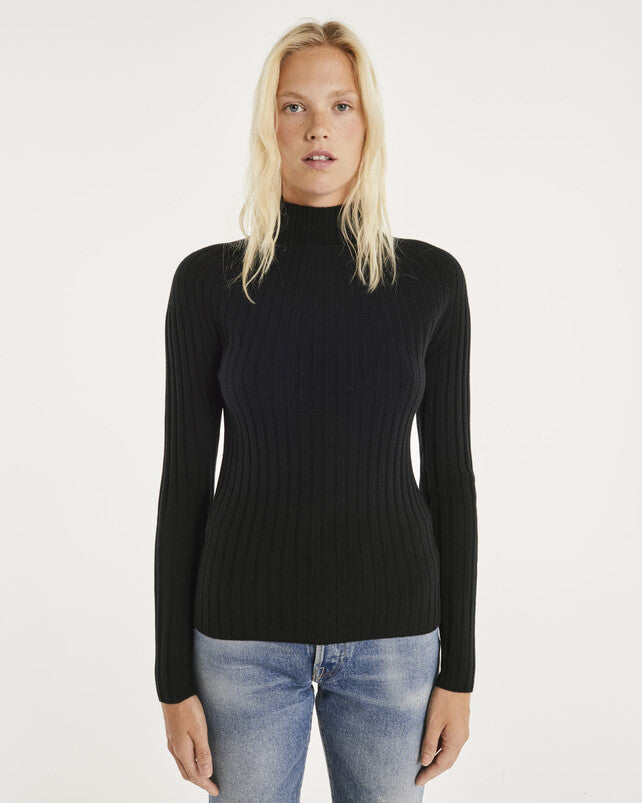 Kujten Bobi Turtle Neck Cashmere Sweater - Premium  from Marina St Barth - Just $250! Shop now at Marina St Barth