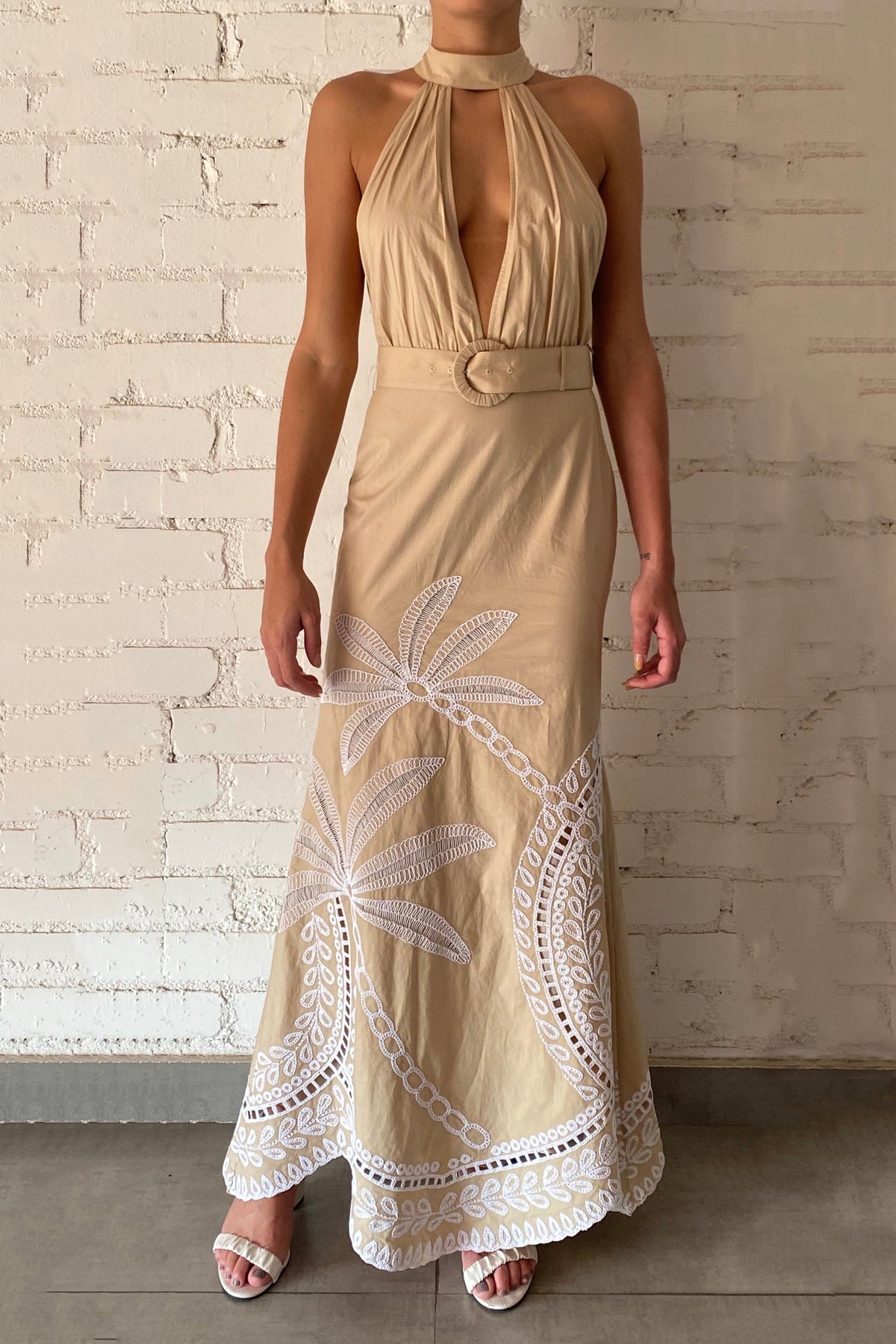 high low maxi dress in white hemant and nandita & Ari Long low hem that adds Size:10EEE colour-orange FURTALK Shawl Wraps for