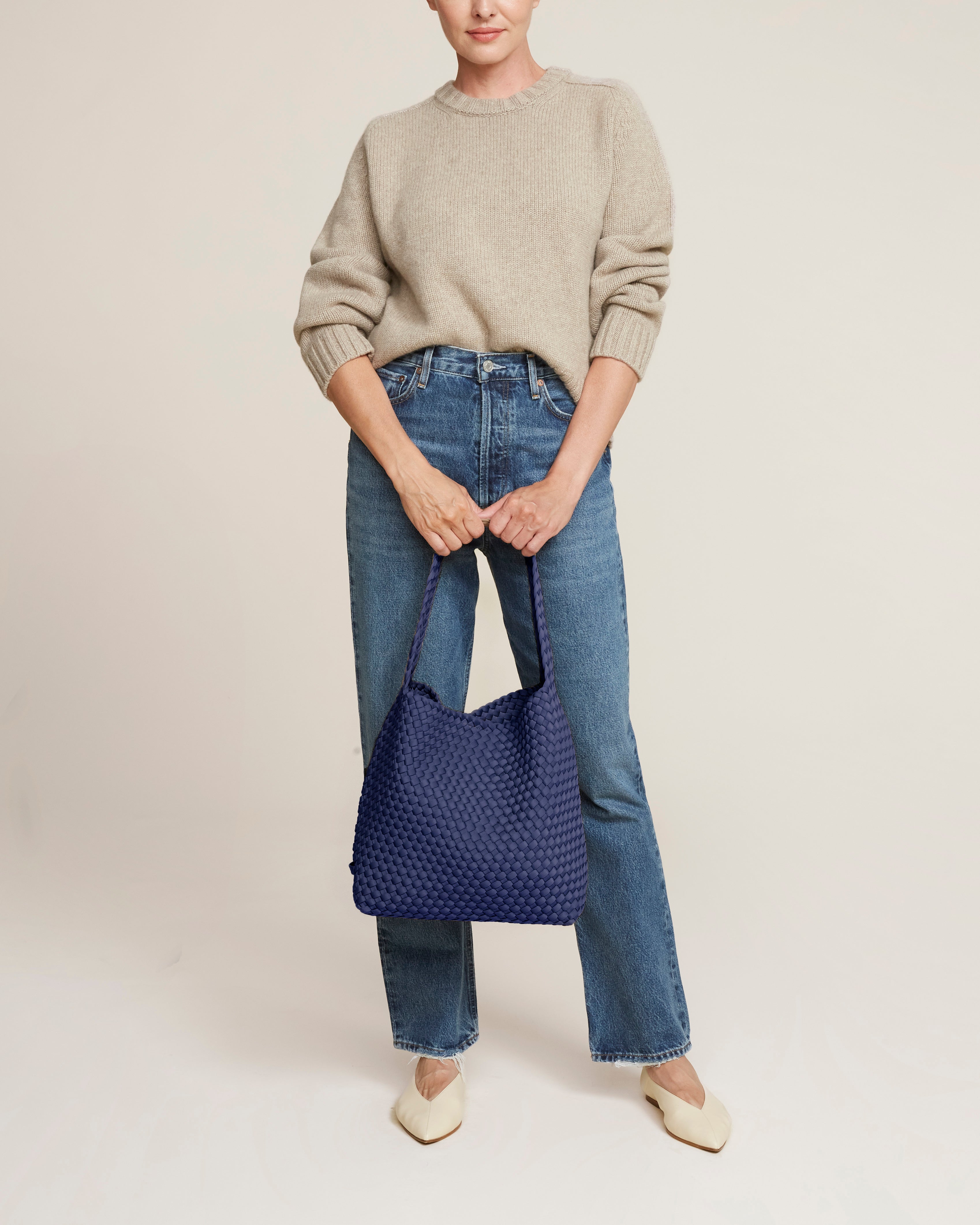 【Naghedi】Nomad Medium Hobo Cashmere Nomad Medium Hobo | Cashmere