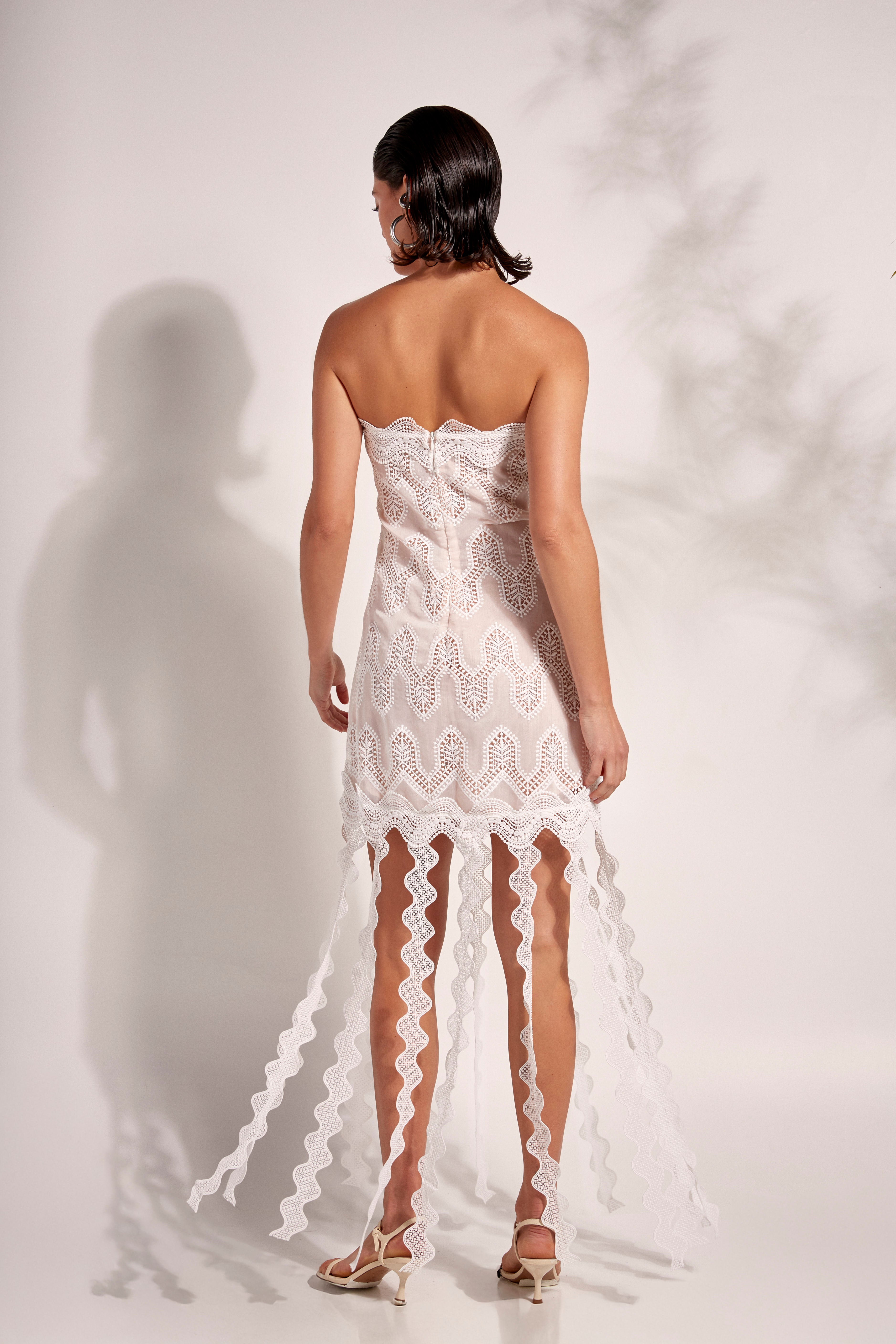 Waimari Oasis Maxi Dress White Waimari Oasis Maxi Dress White