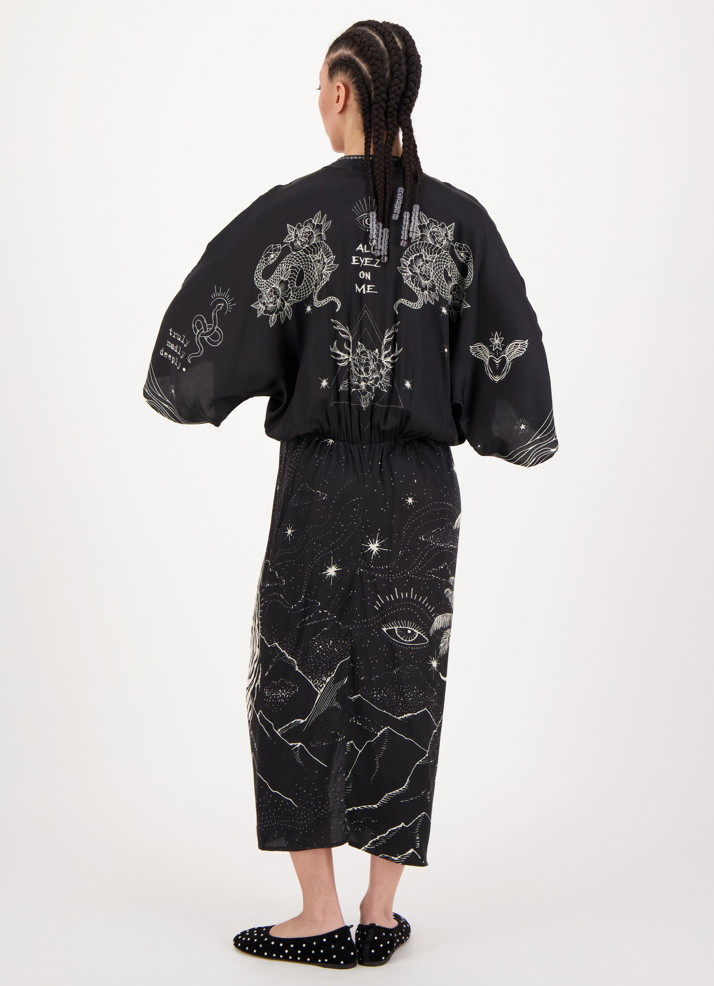 Me369 Sophia Kimono Midi Dress Black XS-S Me369 Sophia Kimono Midi Dress Black XS-S