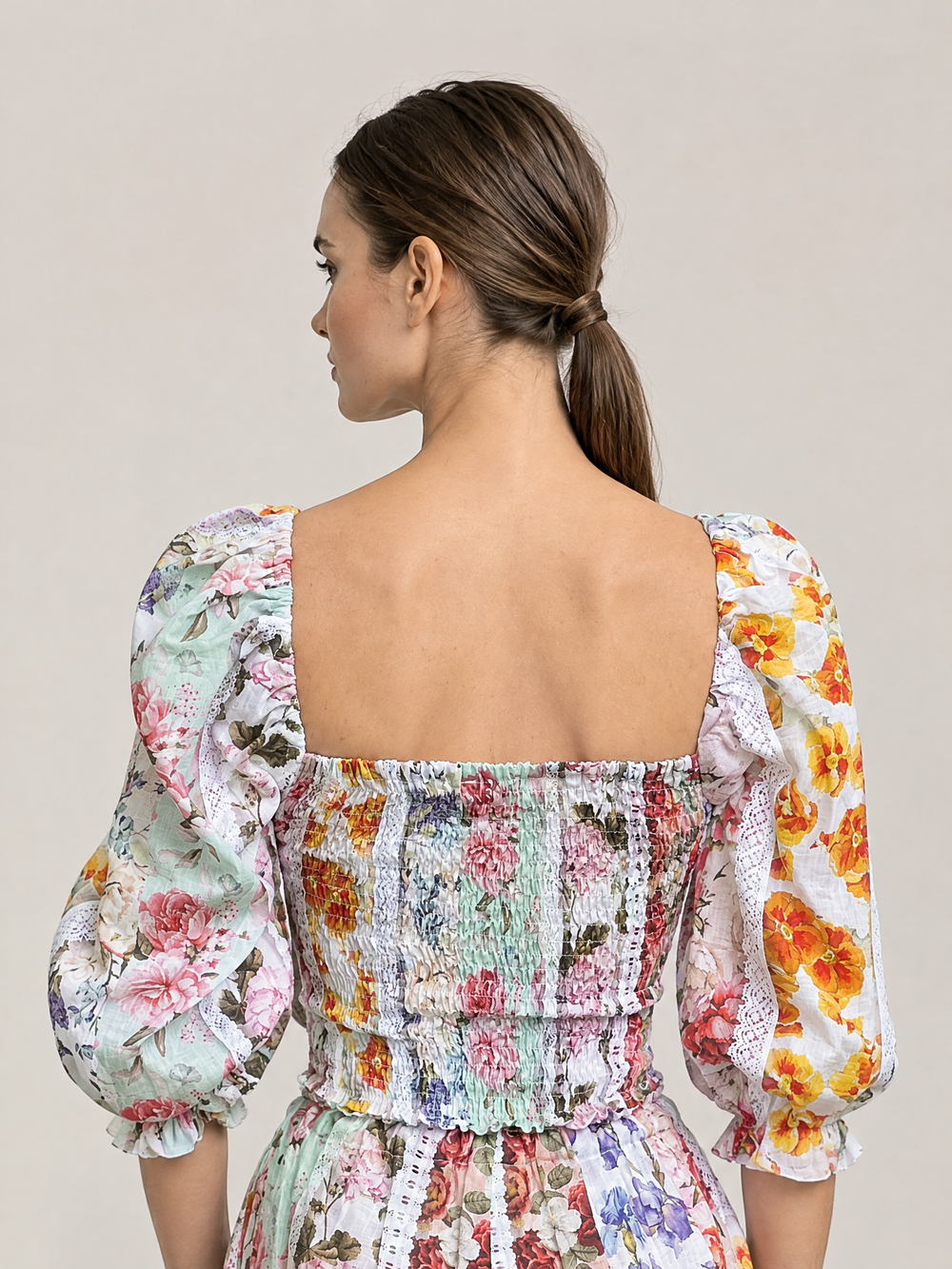 Couture Caramelo Top