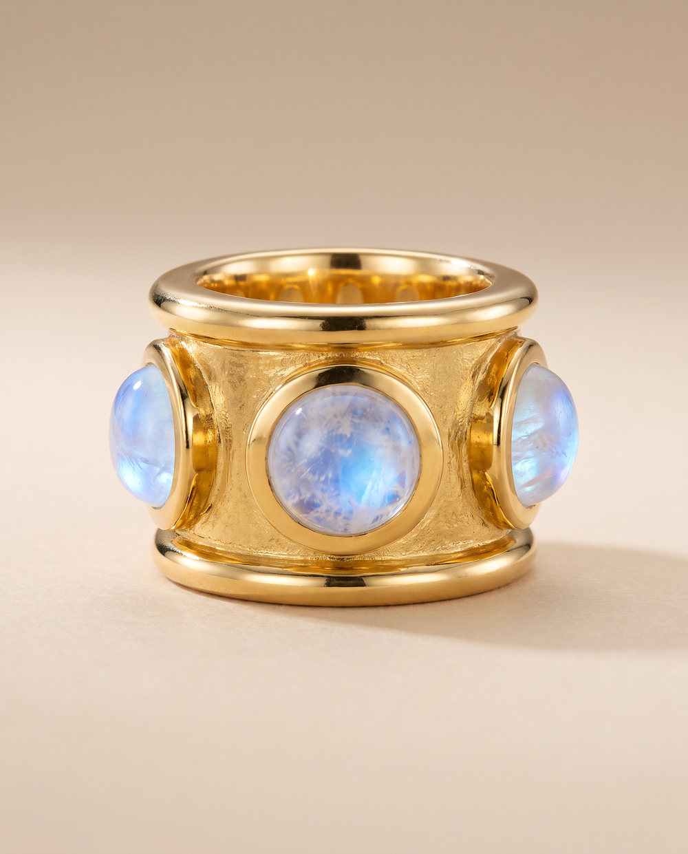 Tay Rainbow Moonstone  Guinevere Ring