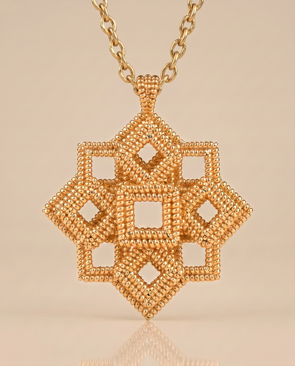 Tay Ropetwist Diamond & Square stepped pendant on Chain