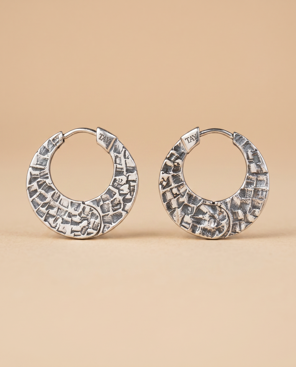 Tay Silver Small Chiselled Earhoops