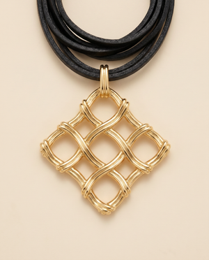 Tay Wicker Diamond Shape Pendant