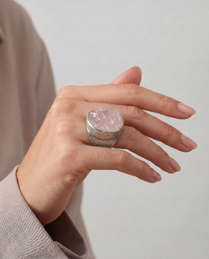 Lassanai Rose Quartz Big Boss Ring Silver